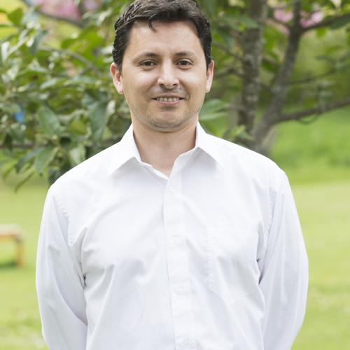 Josue Bernardo Larriva Vasquez
